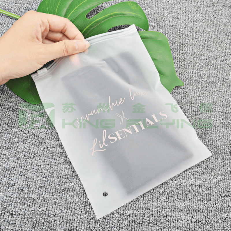 Custom Eco Friendly Frosted PE Ziplock Bag For Apparel Packaging
