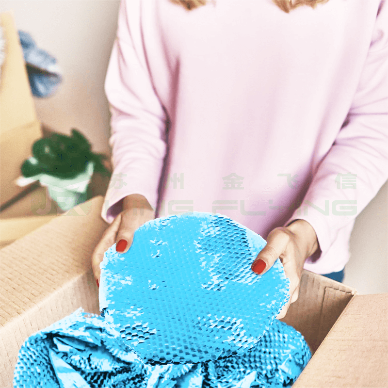 Strong And Sustainable Honeycomb Wrapping Paper Roll For Product Packaging