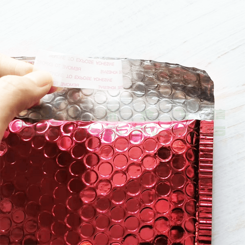 Self-Sealing Metallic Shiny Bubble Mailer For Easy E-Commerce Shipping
