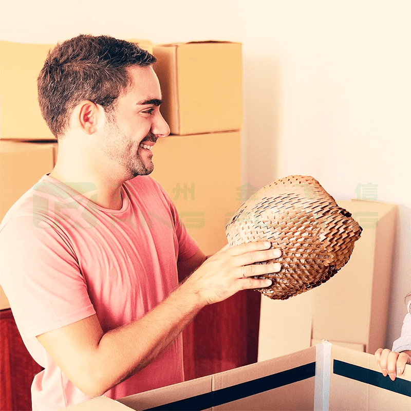 100% Recyclable Protective Wrapping Buffer Packaging Honeycomb Cushion Paper Roll